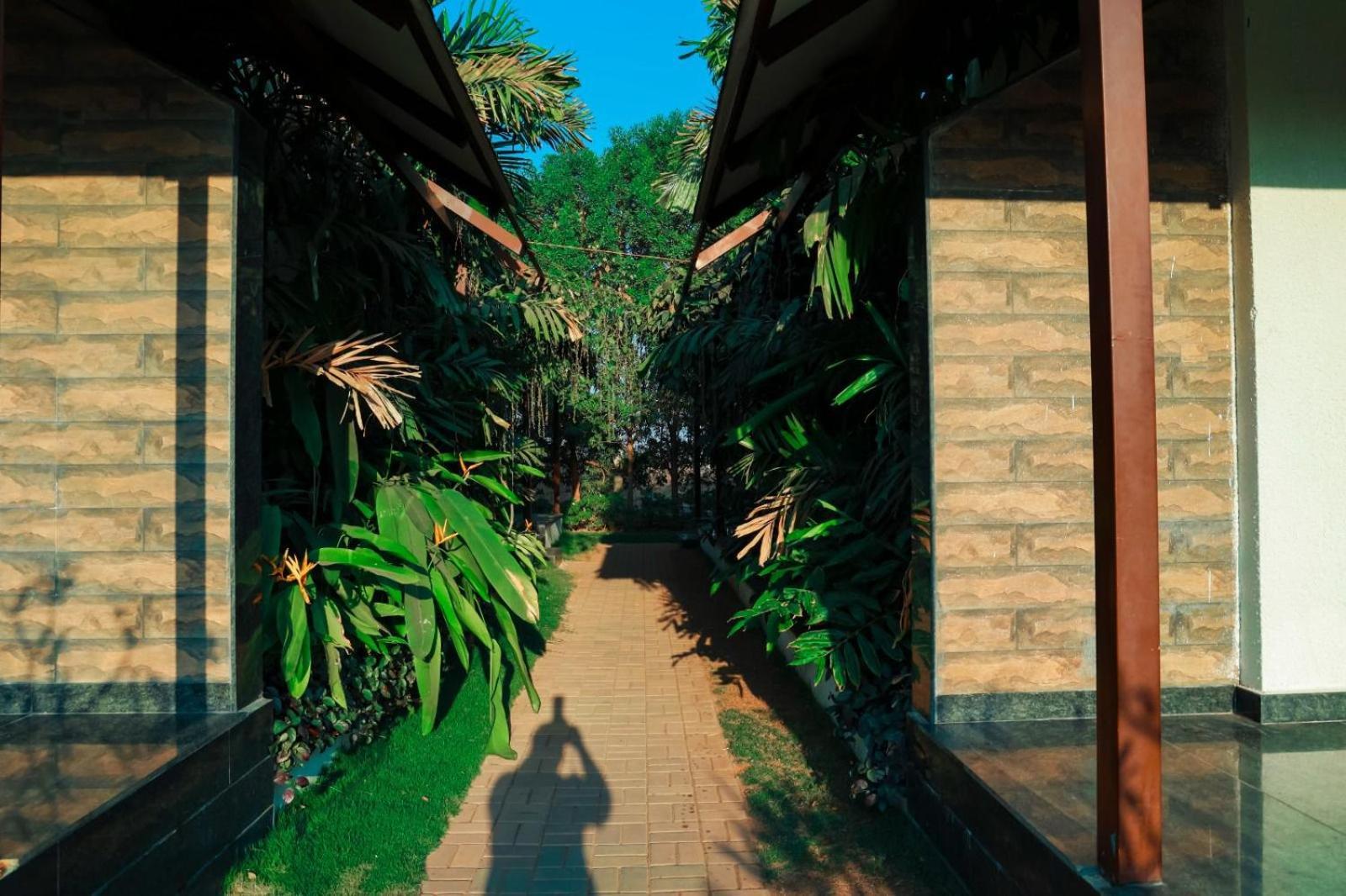 Veerdency Luxury Resort Devanahalli Dış mekan fotoğraf